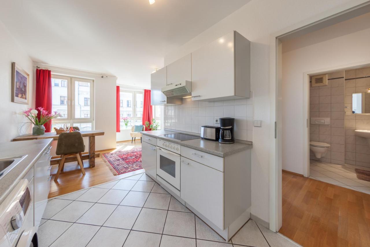 Schoenes Studio In Downtown Mitte Mit Balkon Berlin Exteriör bild